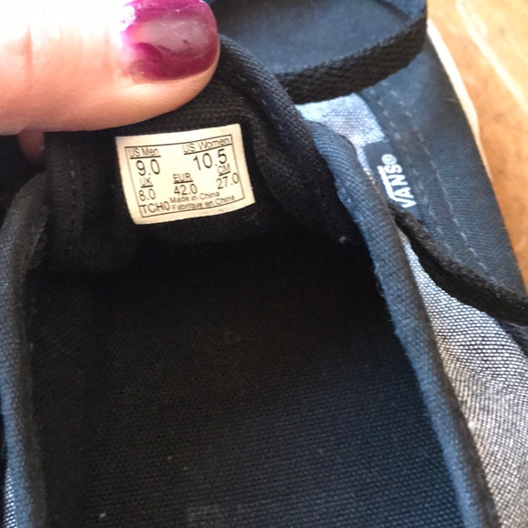 Vans Classics Skate Shoe - Picture 6 of 8